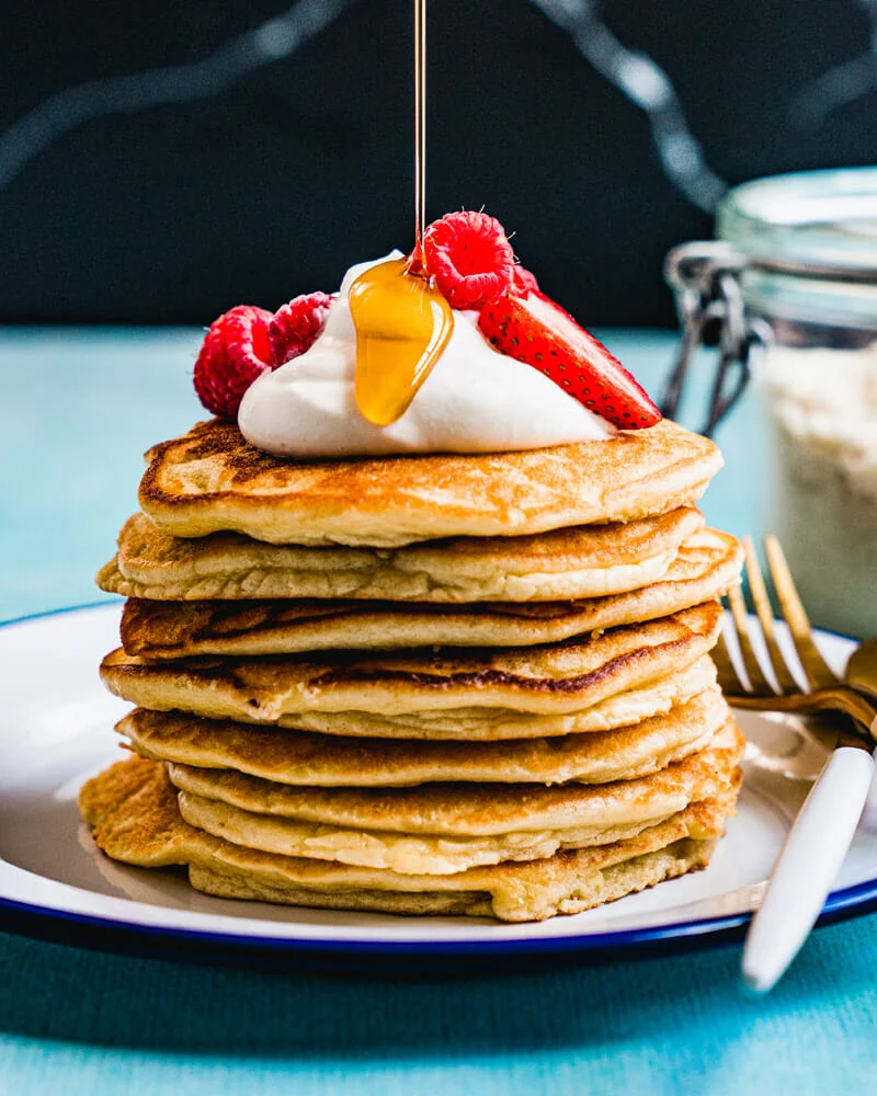sirope sin azúcar drizzled on pancakes